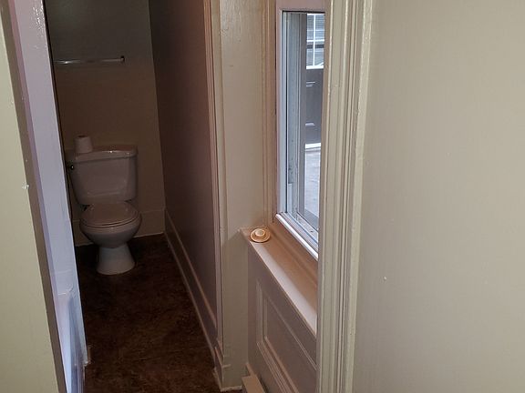 5th image of 3 N Bedford St
