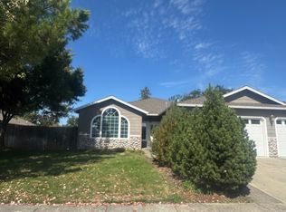 2609 Rabun Way, Central Pt, OR 97502