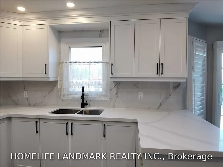 367 Huntington Ridge Dr #UPPER — Photo 6