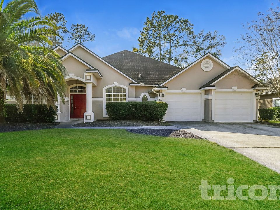 1st image of 1648 Country Walk Dr