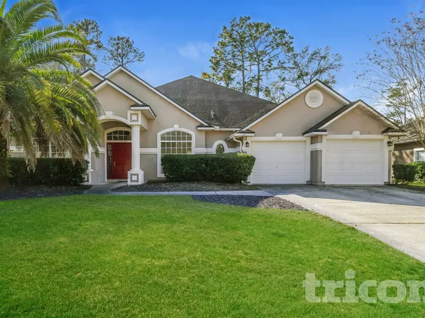 1648 Country Walk Dr, Fleming Island, FL 32003