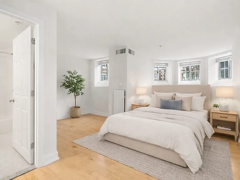20 Chapel St #309B — Photo 13