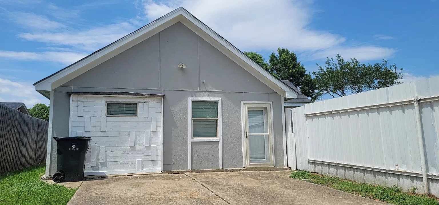 1 bed, 400 sqft, $950 — Photo 1