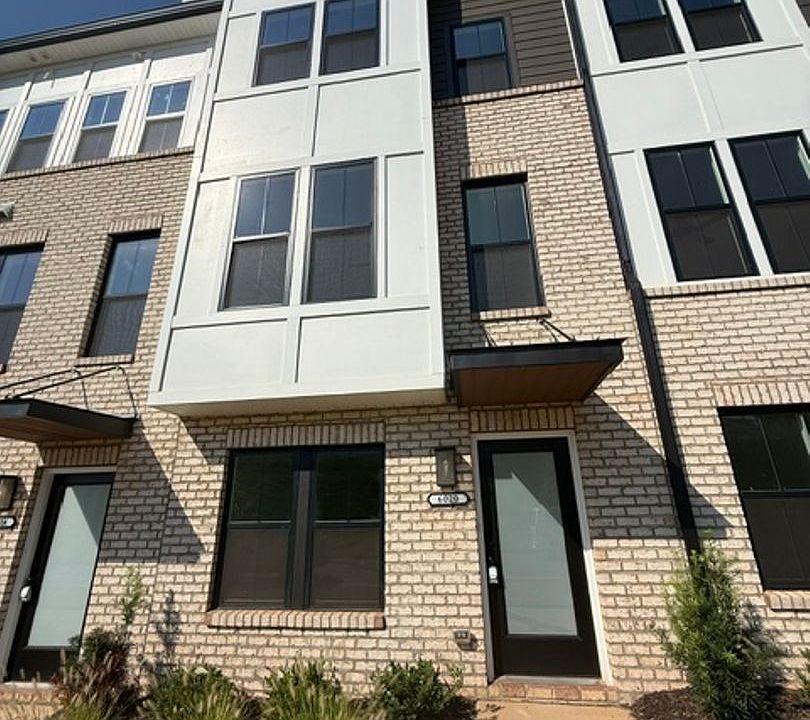 1st image of 6020 Old Pineville Rd