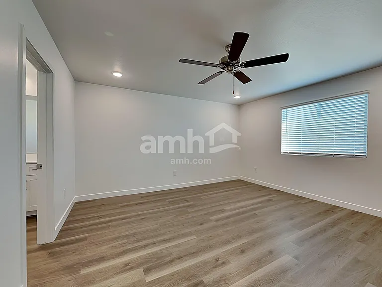 4536 S 98th Ln — Photo 12