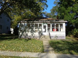 412 S Summit St, Whitewater, WI 53190