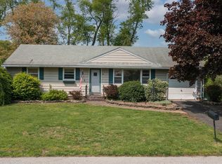 39 Jefferson Rd, Red Hook, NY 12571