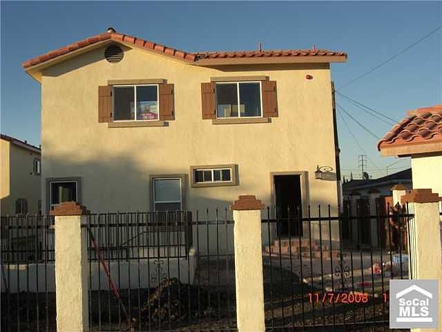 Only 6 units, no shared walls, intimate gated community