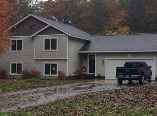5476 Cady Rd, Twin Lake, MI 49457