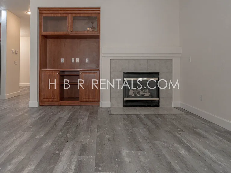 1825 Saint Moritz Ct — Photo 10