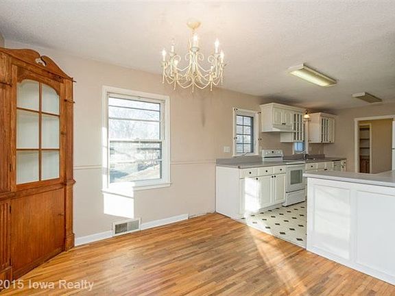 5th image of 807 N Howard St