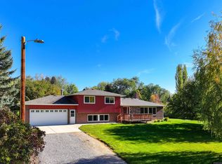 305 Henry Rd, Riverton, WY 82501
