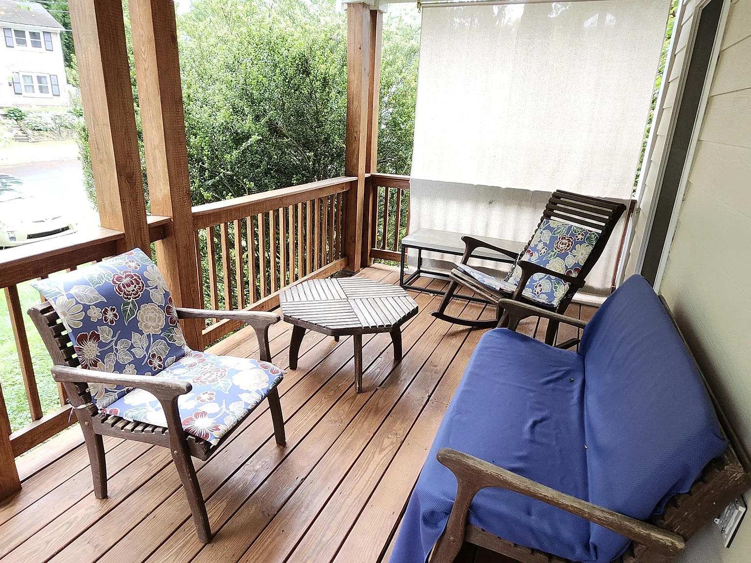 2 bed, 1.5 bath, 960 sqft, $1,100 — Photo 2