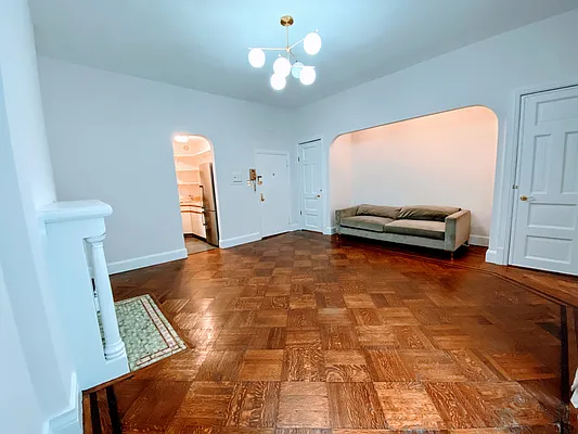 Rented by R New York | media 30