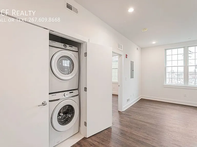 2623 Christian St #304 — Photo 14