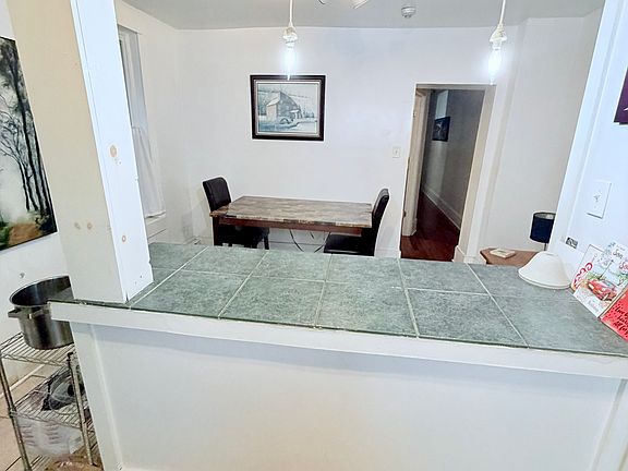 2nd image of 2812 W Girard Ave #1R