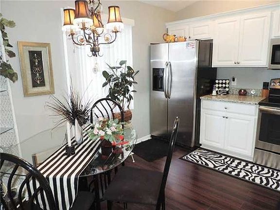 2nd image of 5909 Staghorn Dr #F