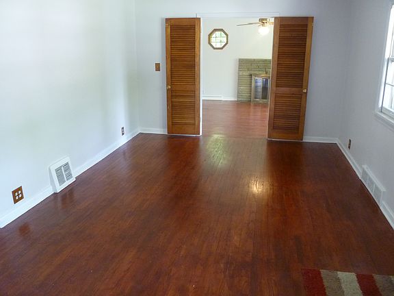 4th image of 17162 Linda St