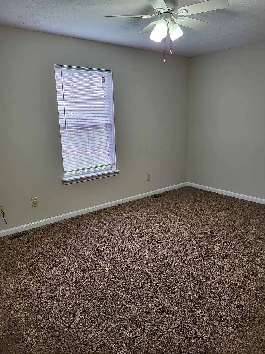 Building Photo - 1011 Brooklyn Blvd #16