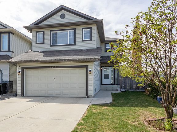 3rd image of 1939 118th St SW