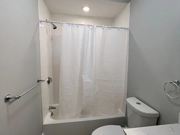 74 Pearl St #3 — Photo 15
