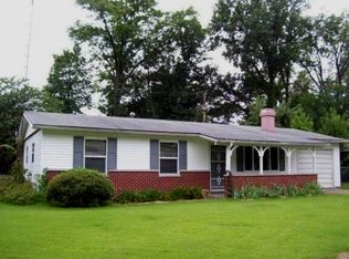 607 E Cindy St, Carbondale, IL 62901