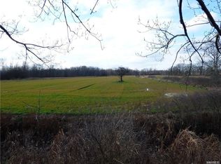 6762 Errick Rd, North Tonawanda, NY 14120