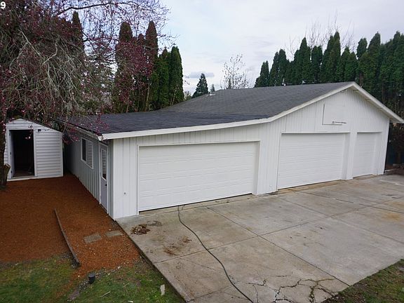 5th image of 11019 NW 35th Ave