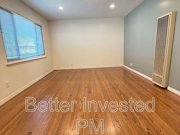 2nd image of 2400 39th Ave APT 7