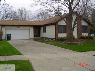 3100 Colchester Rd, Lansing, MI 48906