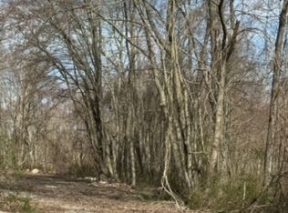 320 Maple Avenue, Montville, CT 06382