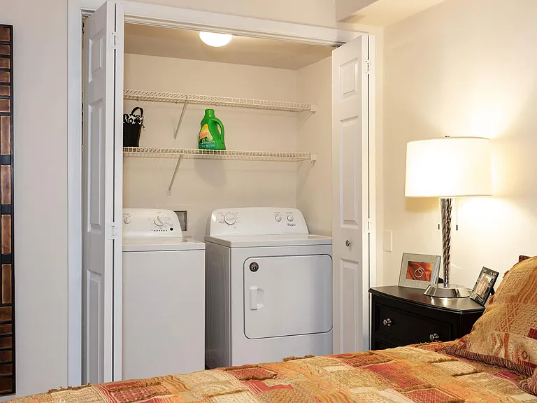 Mariner's Cove Apartment Homes — Photo 13