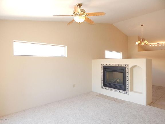 3rd image of 2318 W Silver River Way