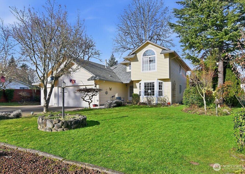 1st image of 2718 NE 143 Street