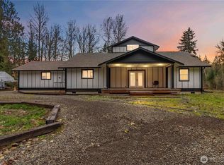 241 Oxbow Lake Ln, Toledo, WA 98591