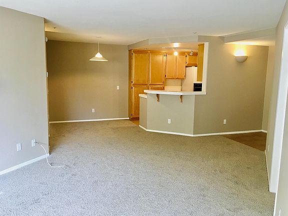 3rd image of 11245 Affinity Ct