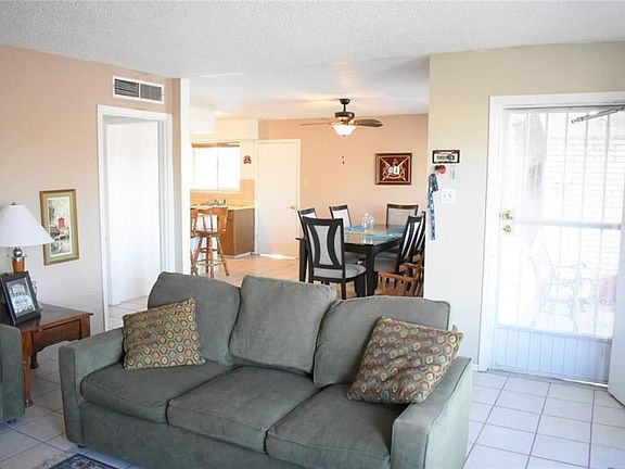 4th image of 265 Caribe Cir