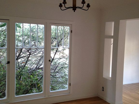 2nd image of 850 Tularosa Dr