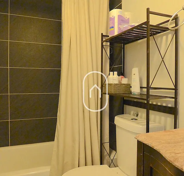 28 Williams St #1L — Photo 9