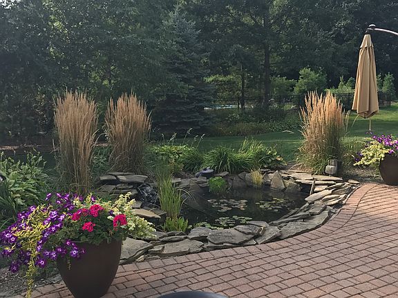 3rd image of 54081 Cambridge Dr