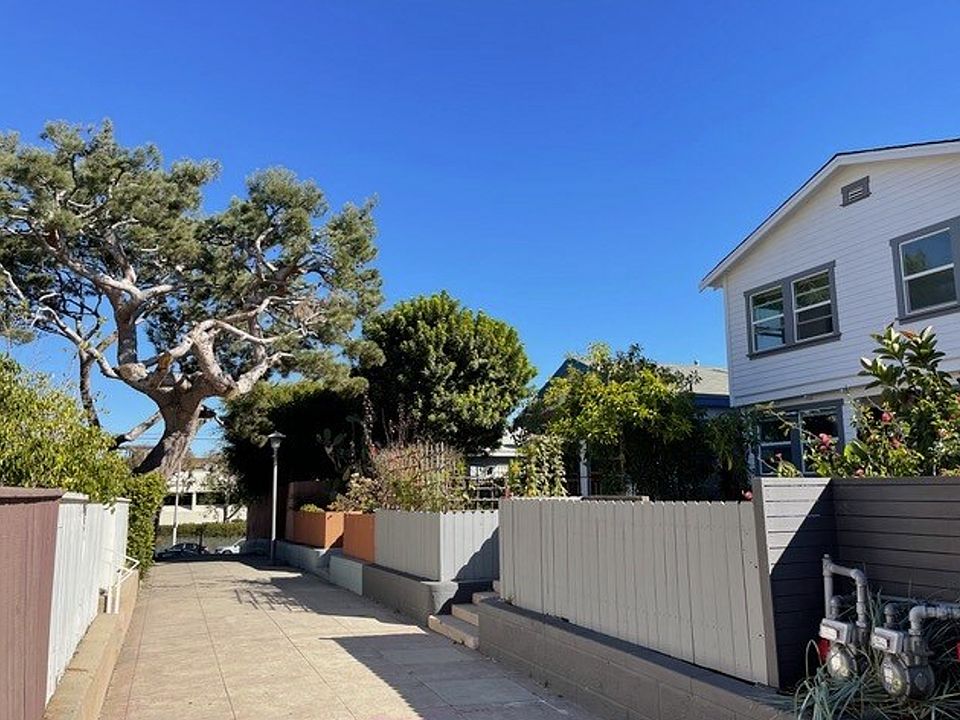 2nd image of 114 Paloma Ave APT 4