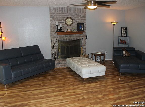 4th image of 7222 Pine Br