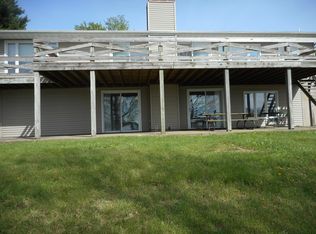 95 Wingate Dr, Avon, IL 61415