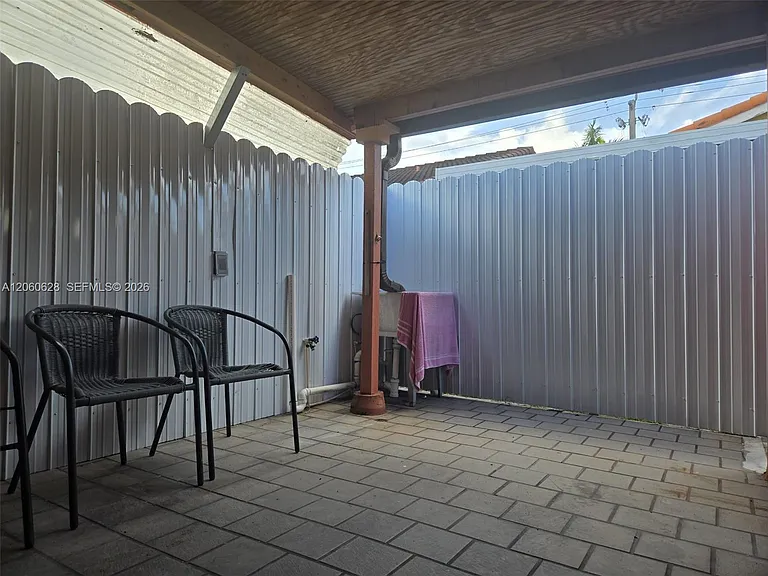 8810 NW 114th Ter — Photo 13