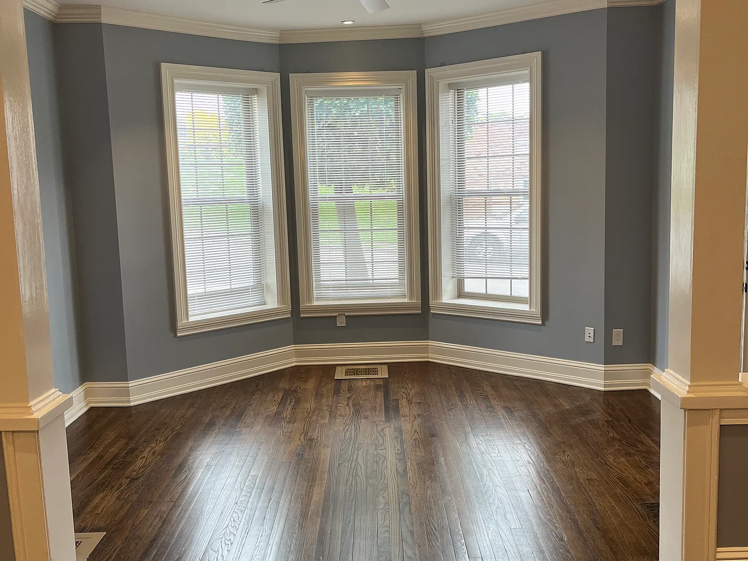 2 bed, 1.5 bath, 1200 sqft, $1,850 — Photo 4