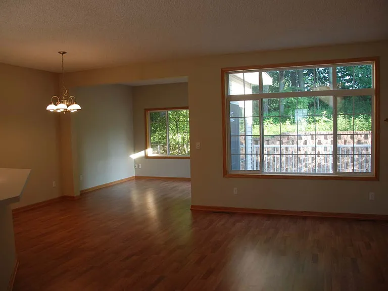 14209 Fountain Hills Ct NE #1 — Photo 4