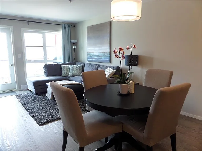 670 Hugo St S #202 — Photo 5