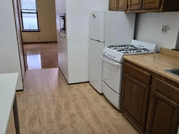 518 East 81st Street image 4 of 7