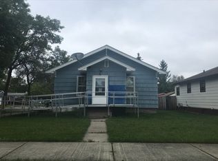 916 9th St, International Falls, MN 56649