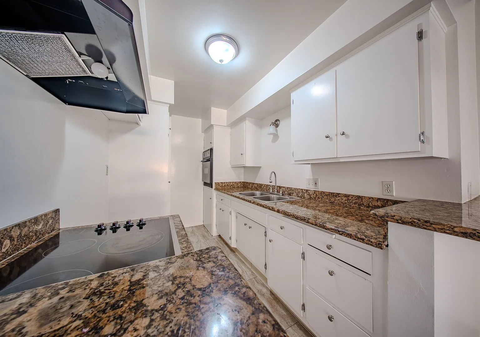 4122 Deeboyar Ave — Photo 1